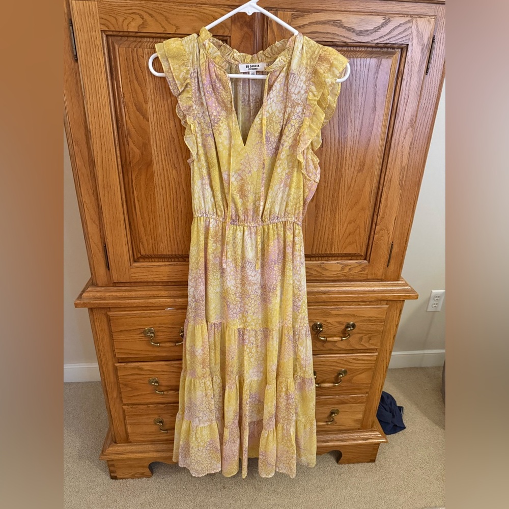 Size XS Steve Madden yellow and purple floral dress